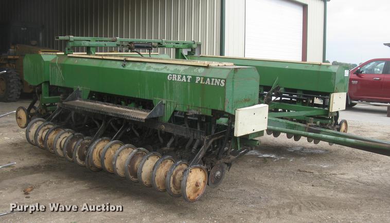 image for item DC2473 Great Plains 450881-DDS grain drill