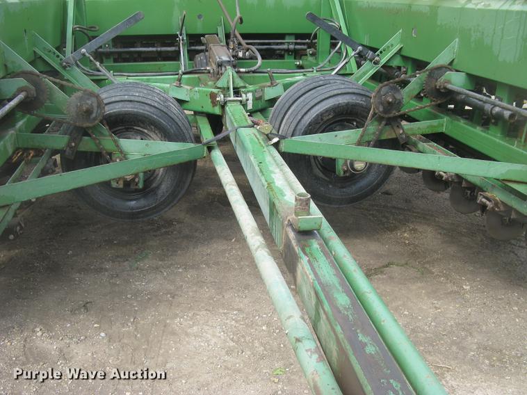 image for item DC2473 Great Plains 450881-DDS grain drill