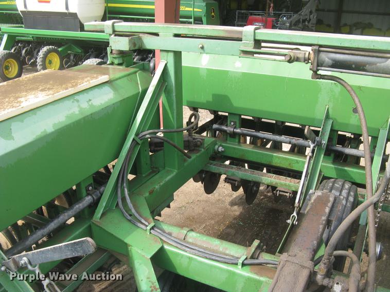 image for item DC2473 Great Plains 450881-DDS grain drill