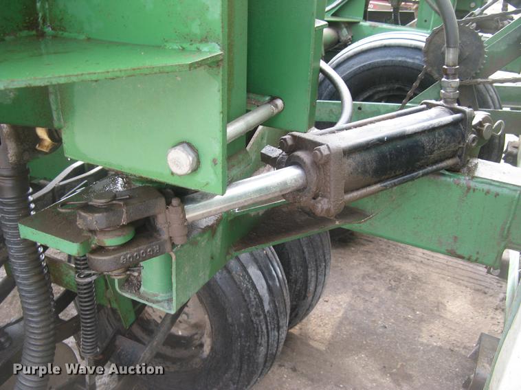 image for item DC2473 Great Plains 450881-DDS grain drill