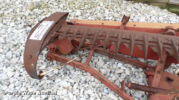 image for item DC2608 Case IH 1300 sickle mower