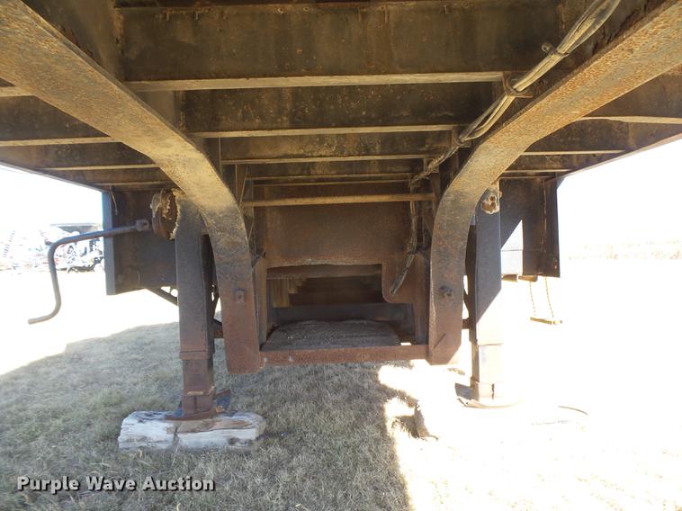 image for item DC3840 1990 Great Dane sprayer trailer