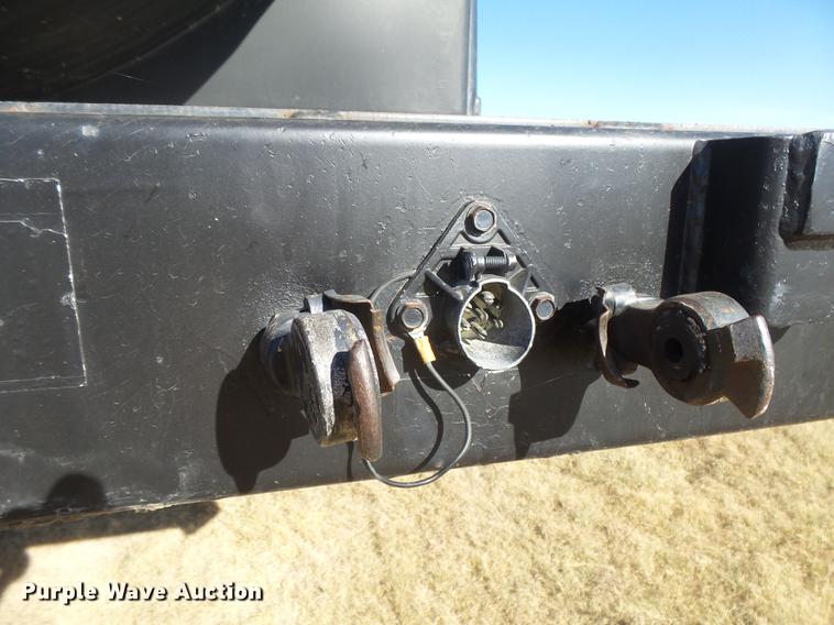 image for item DC3840 1990 Great Dane sprayer trailer