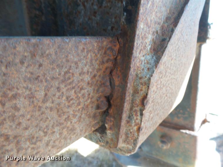 image for item DC3840 1990 Great Dane sprayer trailer