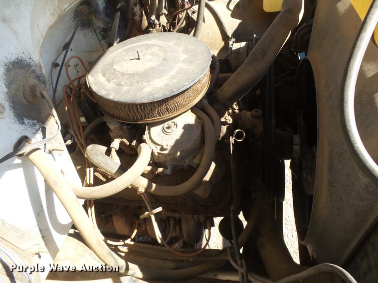 image for item DC3850 1976 Chevrolet C60 grain truck