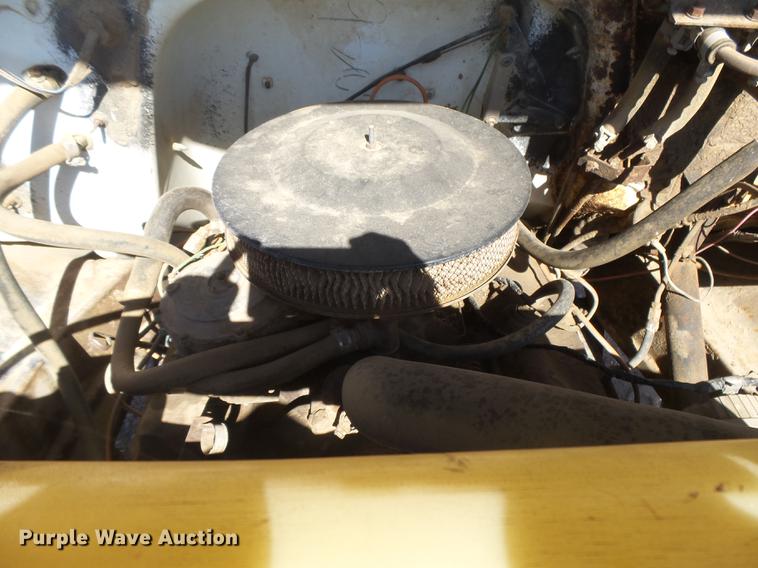 image for item DC3850 1976 Chevrolet C60 grain truck