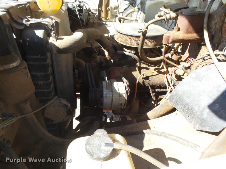 image for item DC3850 1976 Chevrolet C60 grain truck