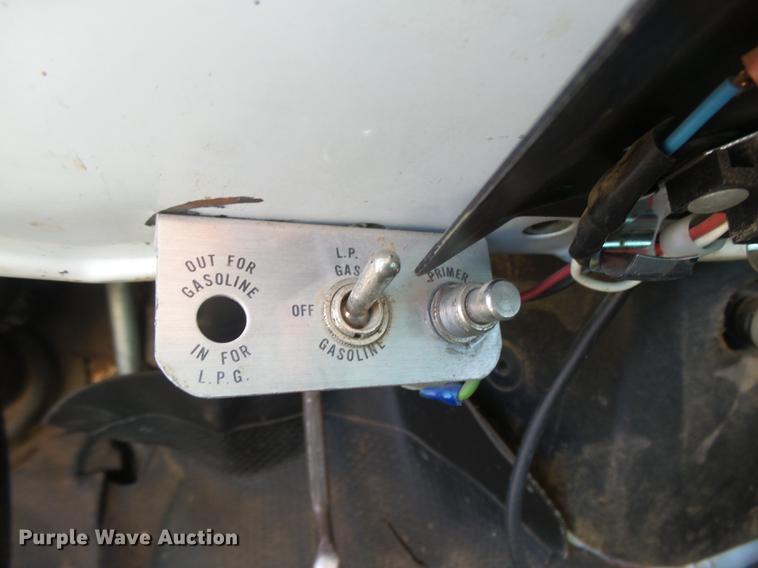 image for item DC3850 1976 Chevrolet C60 grain truck