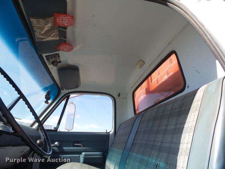 image for item DC3850 1976 Chevrolet C60 grain truck