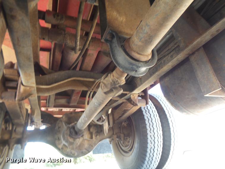 image for item DC3850 1976 Chevrolet C60 grain truck