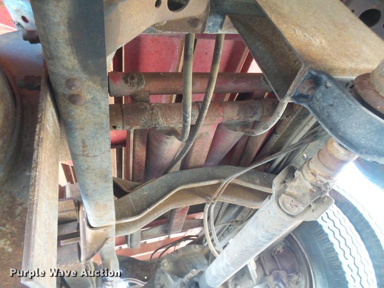 image for item DC3850 1976 Chevrolet C60 grain truck