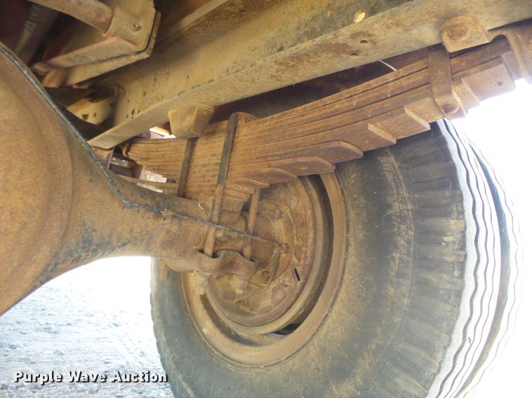 image for item DC3850 1976 Chevrolet C60 grain truck