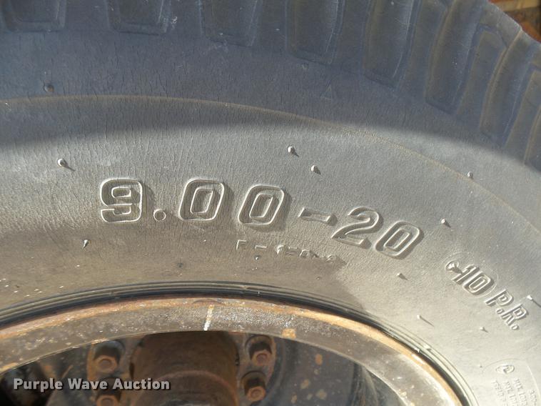 image for item DC3850 1976 Chevrolet C60 grain truck