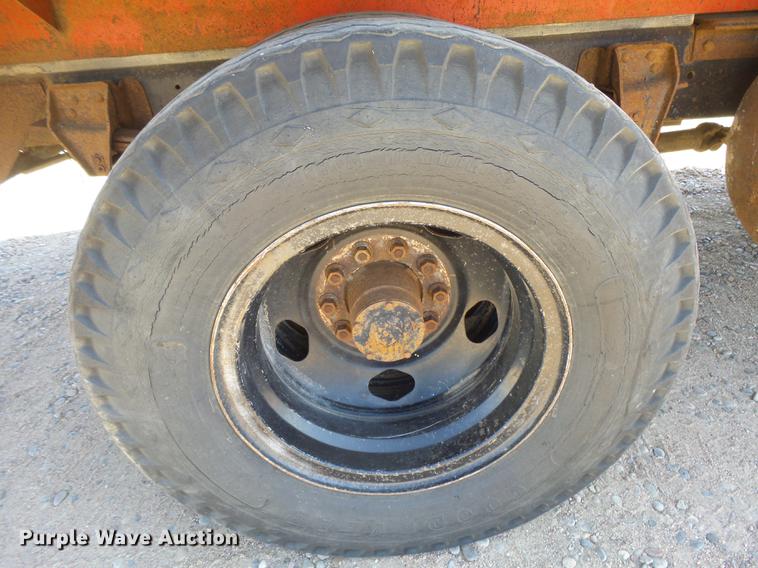 image for item DC3850 1976 Chevrolet C60 grain truck