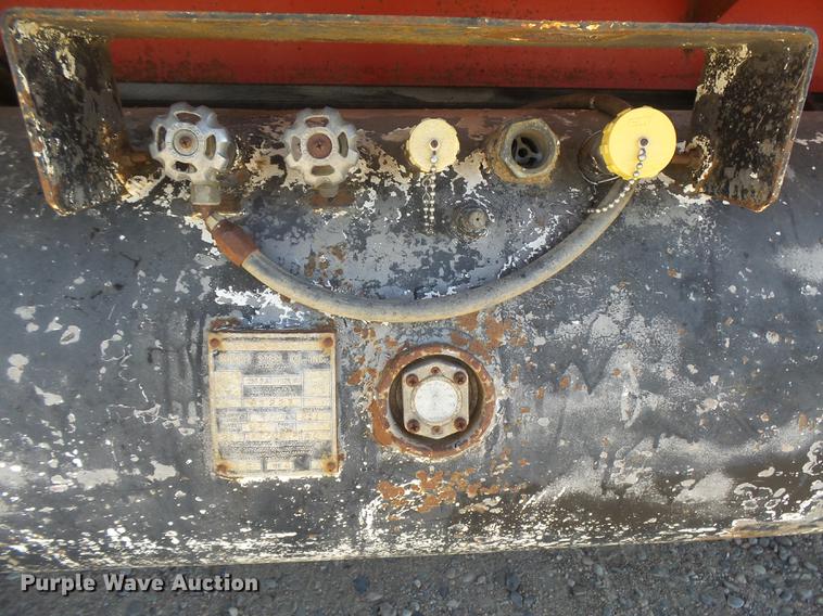 image for item DC3850 1976 Chevrolet C60 grain truck