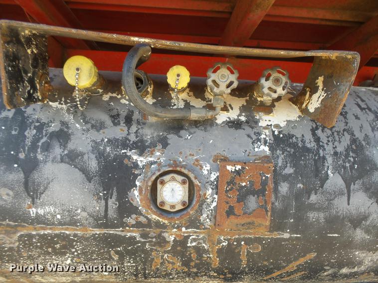 image for item DC3850 1976 Chevrolet C60 grain truck