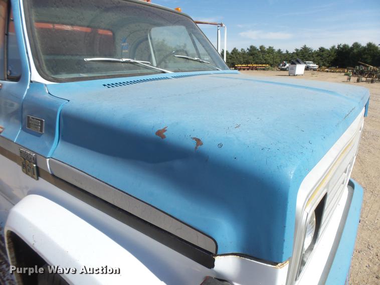 image for item DC3850 1976 Chevrolet C60 grain truck