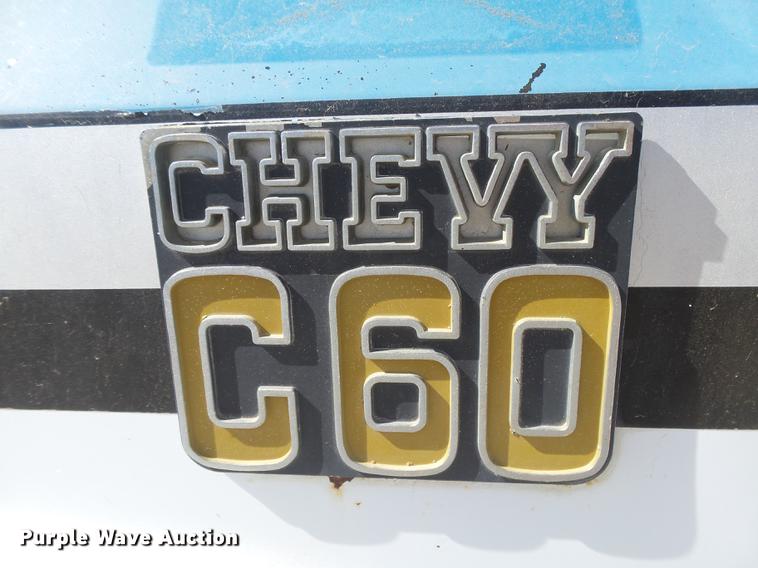 image for item DC3850 1976 Chevrolet C60 grain truck