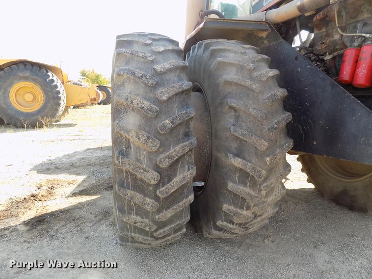 image for item DC4830 1996 Case IH 9370 Steiger 4WD tractor