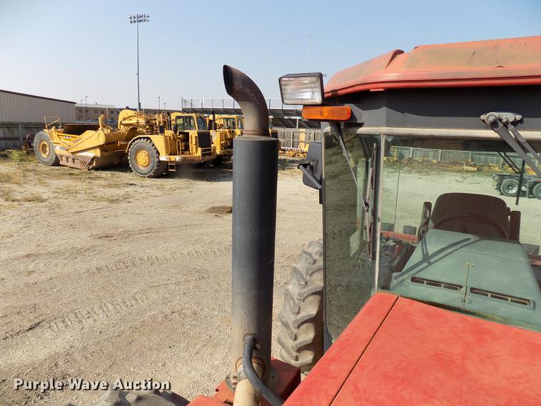 image for item DC4831 1996 Case IH 9370 Steiger 4WD tractor