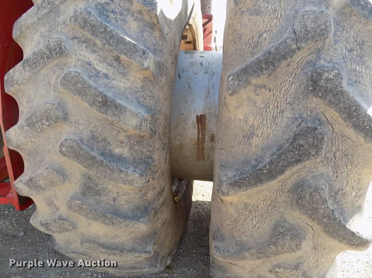 image for item DC4831 1996 Case IH 9370 Steiger 4WD tractor