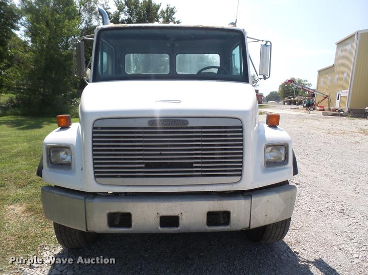 image for item DC5355 1995 Freightliner FL80 truck cab and chassis