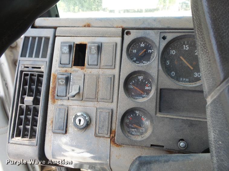 image for item DC5355 1995 Freightliner FL80 truck cab and chassis