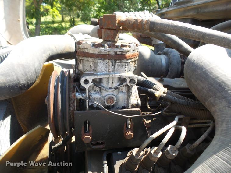 image for item DC5355 1995 Freightliner FL80 truck cab and chassis