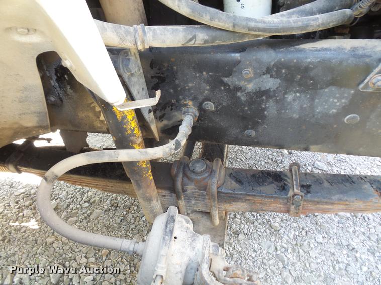 image for item DC5355 1995 Freightliner FL80 truck cab and chassis