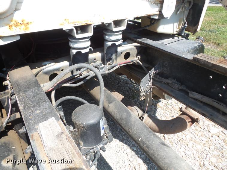 image for item DC5355 1995 Freightliner FL80 truck cab and chassis