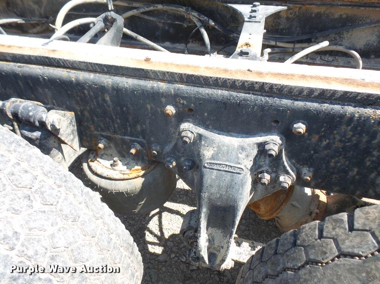 image for item DC5355 1995 Freightliner FL80 truck cab and chassis