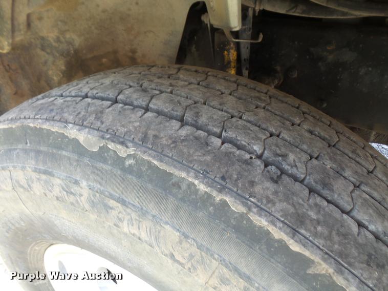 image for item DC5355 1995 Freightliner FL80 truck cab and chassis