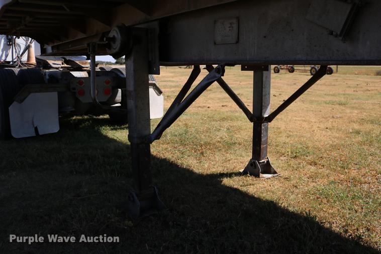 image for item DD0081 1982 Schertzer 35CD commodity dump trailer