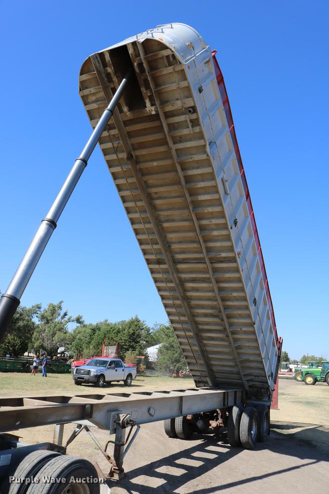 image for item DD0081 1982 Schertzer 35CD commodity dump trailer