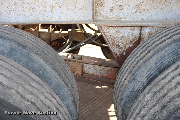 image for item DD0081 1982 Schertzer 35CD commodity dump trailer