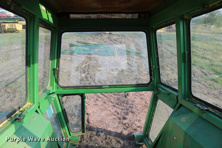 image for item DD0144 Hiniker cab