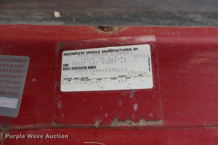 image for item DD0159 1987 Ford F800 feed truck