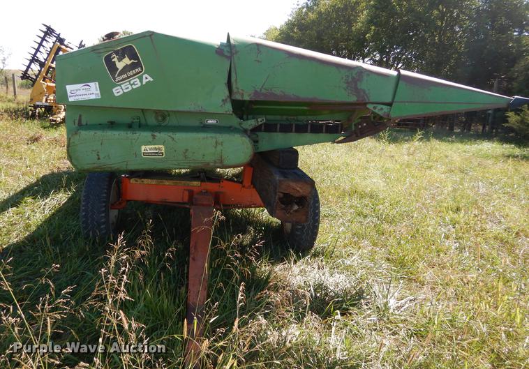 image for item DD0758 John Deere 653A row crop head