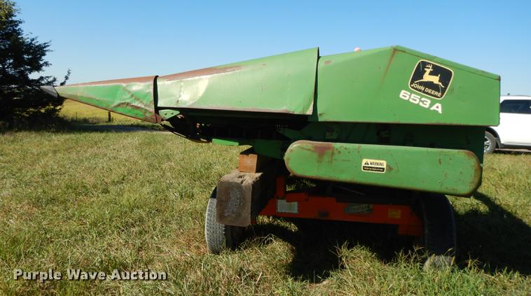 image for item DD0758 John Deere 653A row crop head