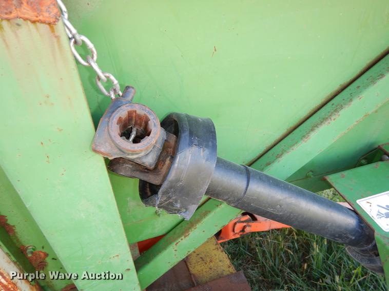 image for item DD0758 John Deere 653A row crop head