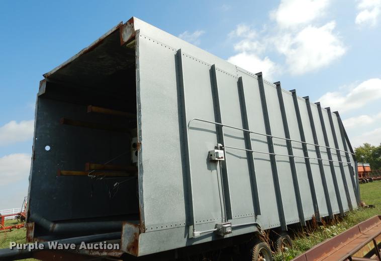 image for item DD0765 Modern Mill feed hammer mill and grain bin system