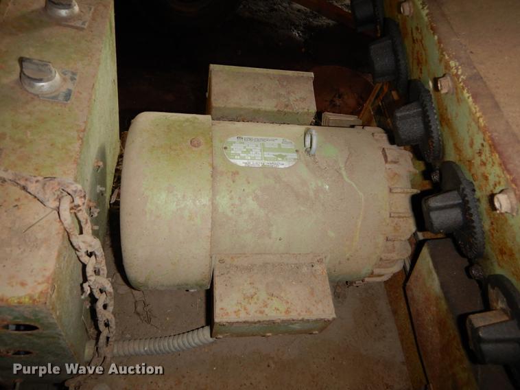 image for item DD0765 Modern Mill feed hammer mill and grain bin system