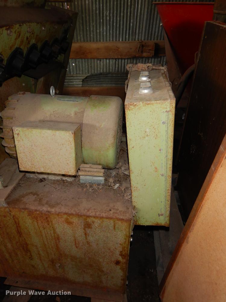 image for item DD0765 Modern Mill feed hammer mill and grain bin system