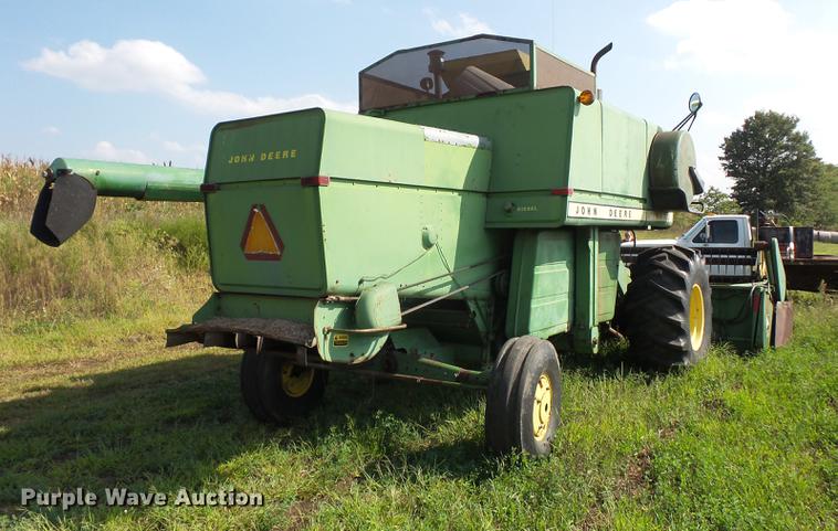 image for item DD1508 John Deere 4400 combine