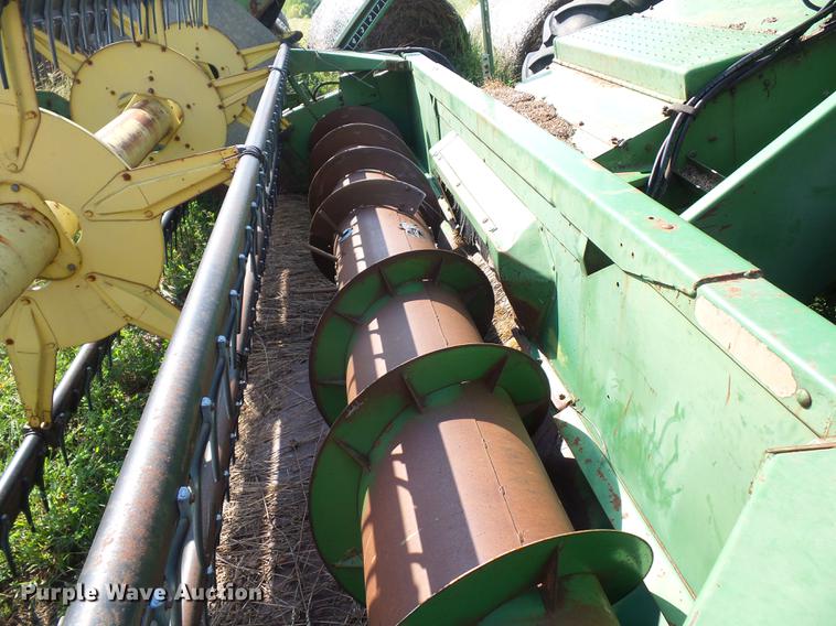 image for item DD1508 John Deere 4400 combine