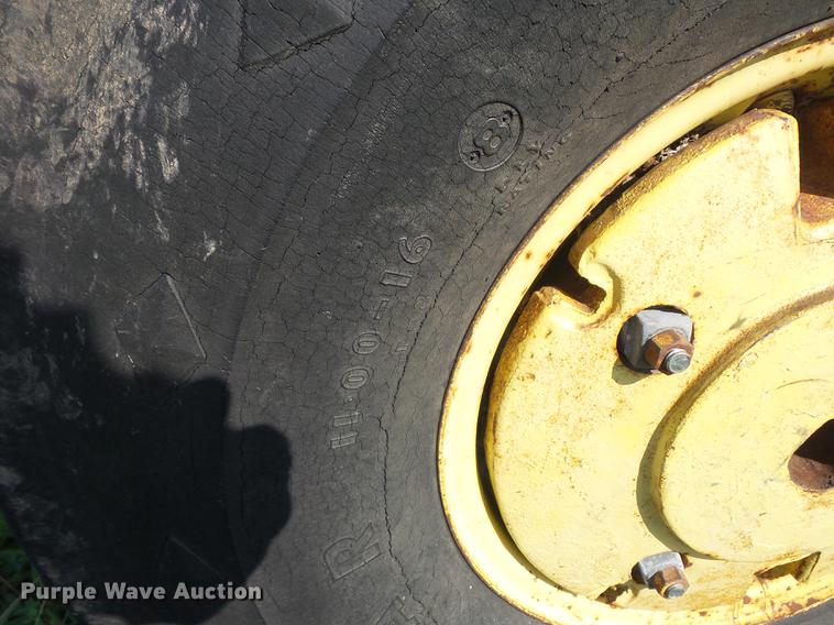 image for item DD1508 John Deere 4400 combine