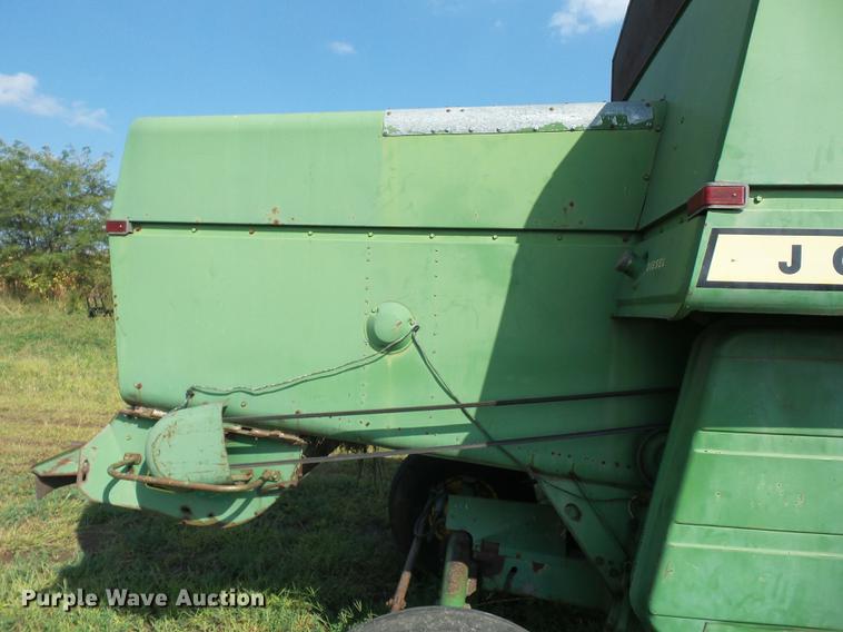 image for item DD1508 John Deere 4400 combine
