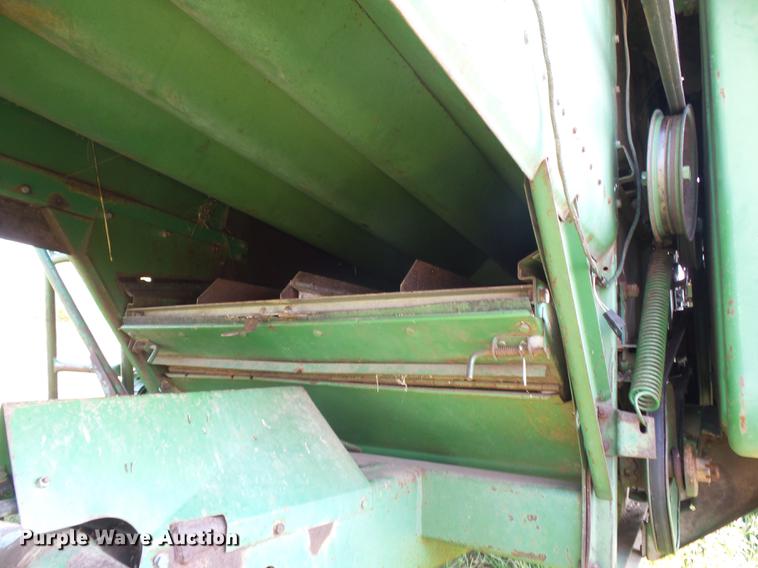 image for item DD1508 John Deere 4400 combine