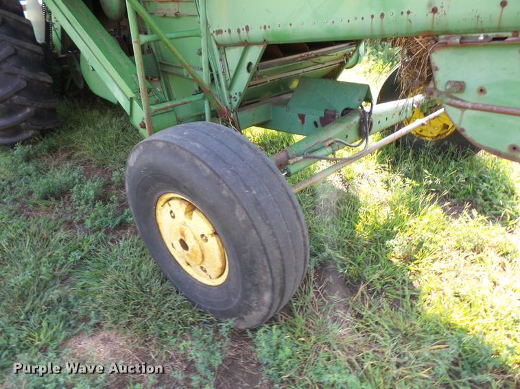 image for item DD1508 John Deere 4400 combine