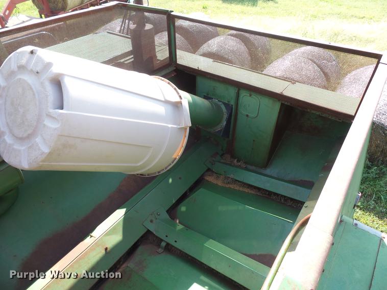 image for item DD1508 John Deere 4400 combine